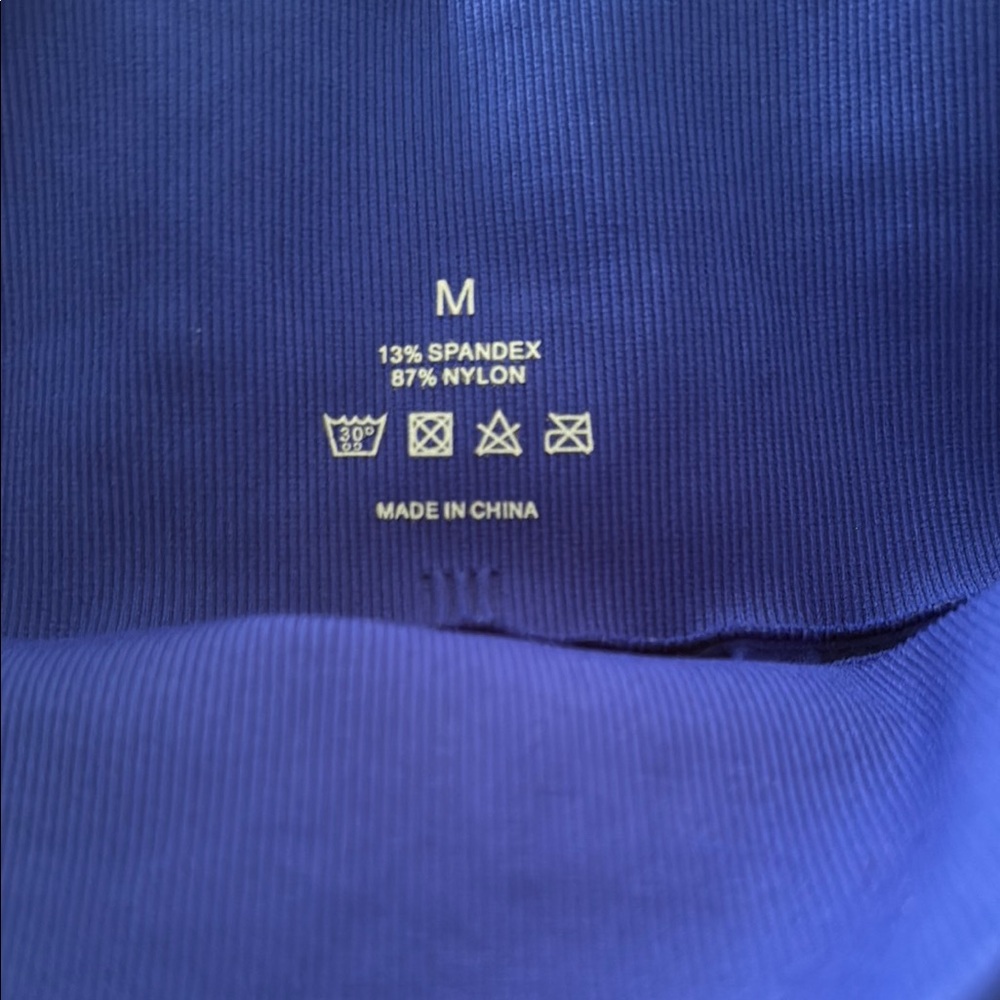 NVGTN Blue Bike Shorts with Elastic Waistband - Picture 3 of 3